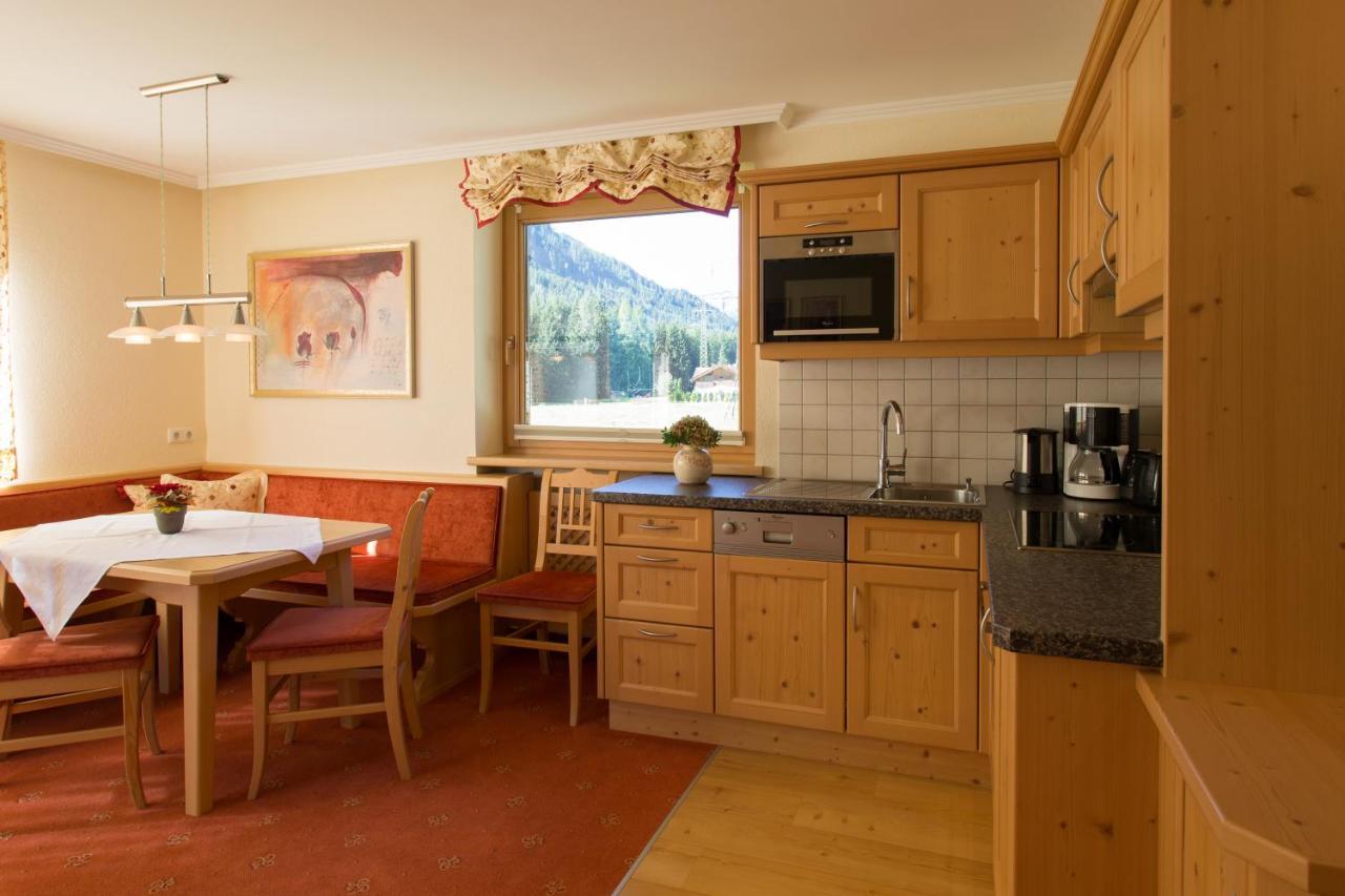 Landhaus Zauser Sankt Anton am Arlberg Exterior photo